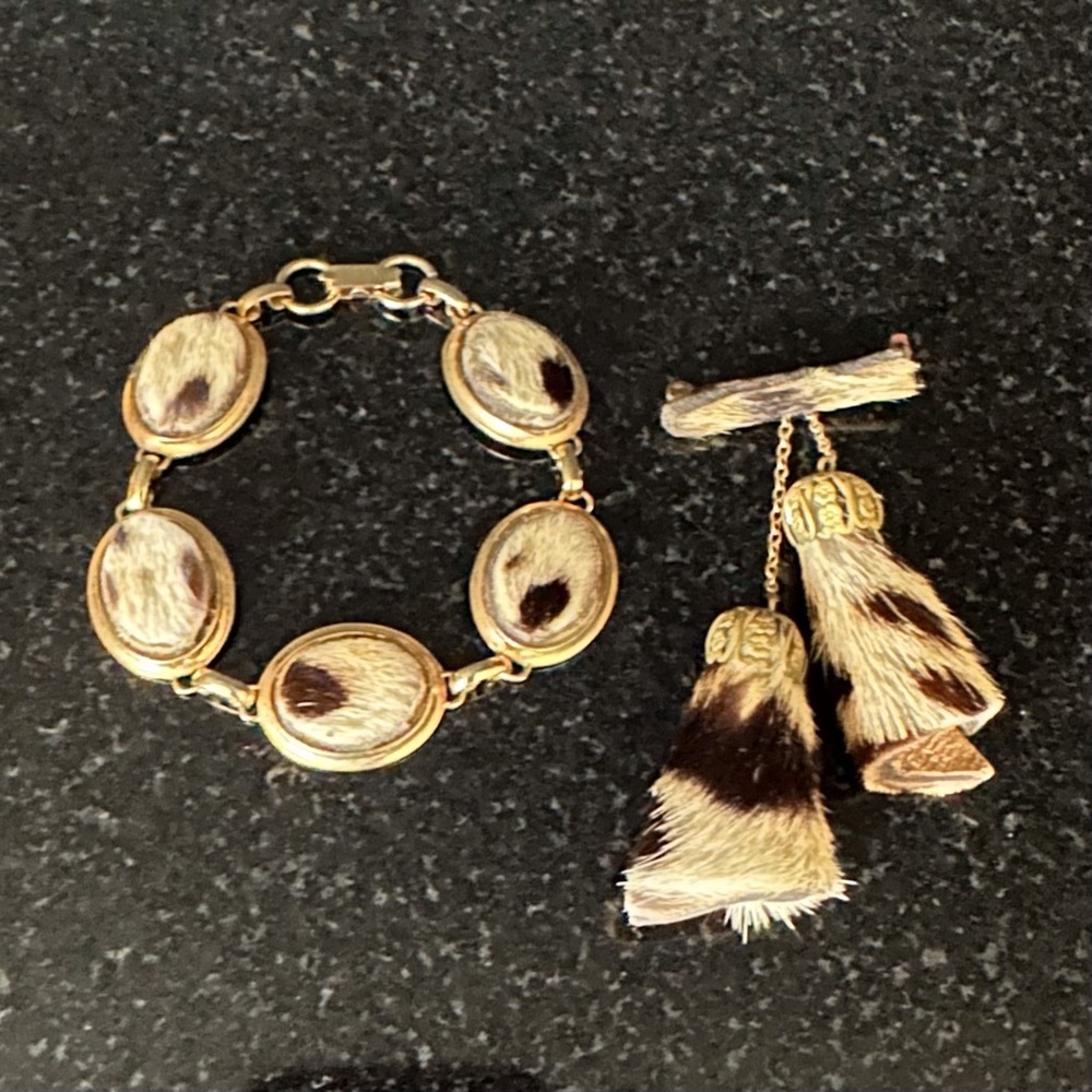 Vintage Unique Set Cheetah Animal Print Fur Bracelet & Brooch/Pin